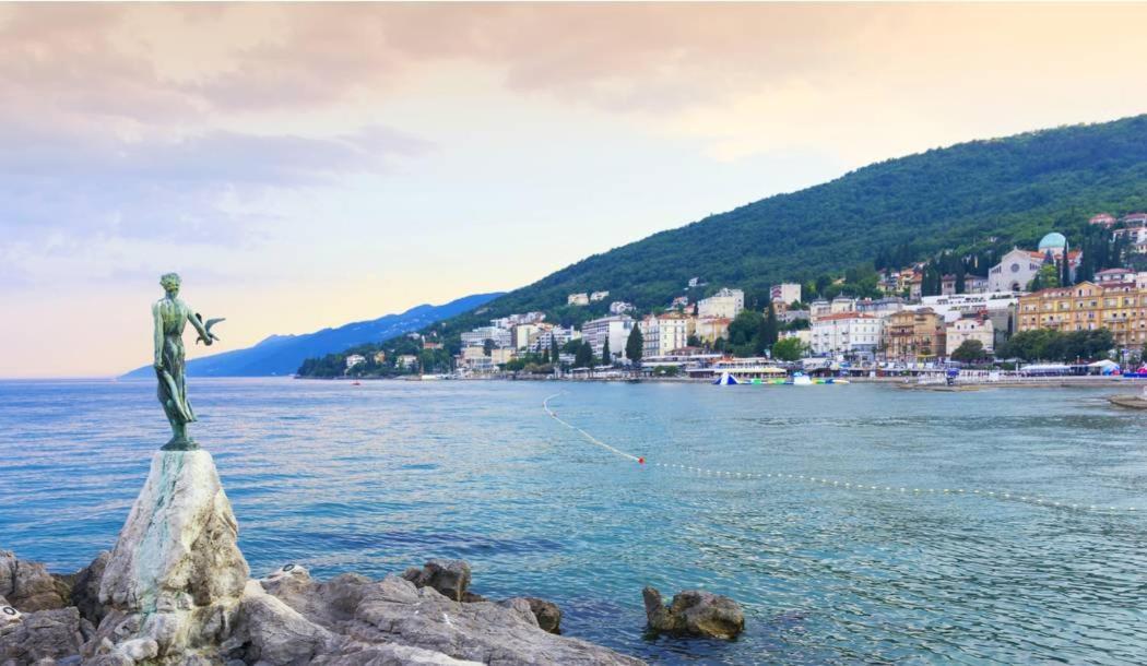 Villa Adriatic, Apartment Enio With Swimming Pool, Panoramic Sew View, Free Parking Ičići Exterior foto